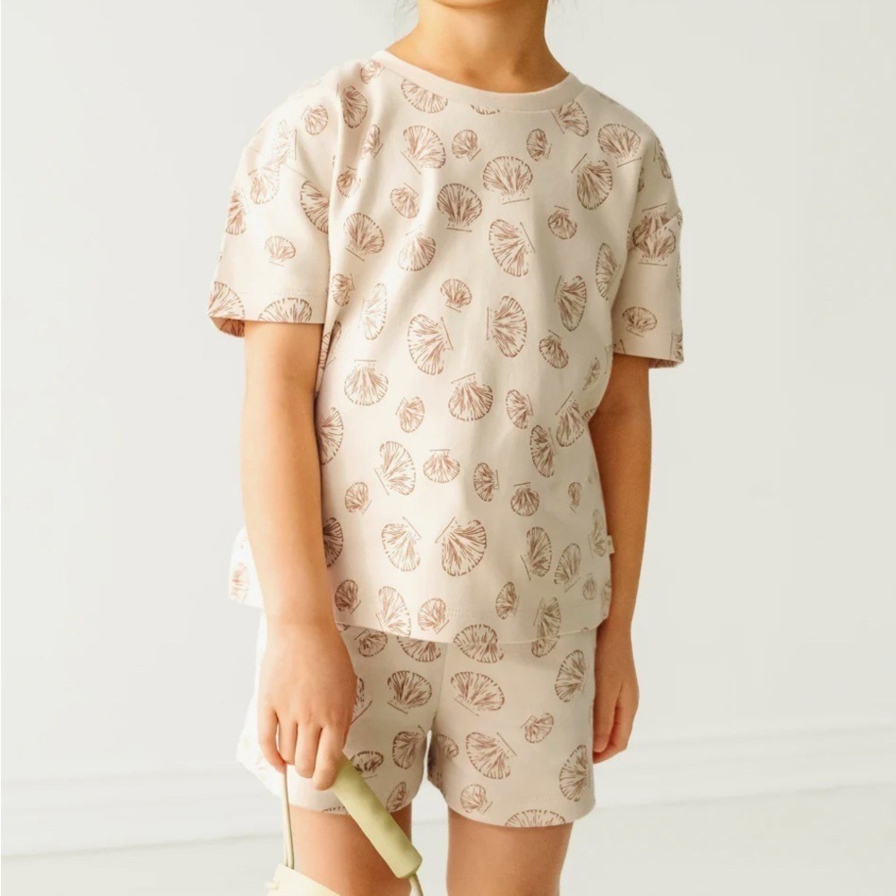 NWT,MakeMake Organics,Baby Toddler Tee+ Shorts Set, Seashells, 12-18Months